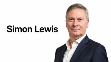 Simon Lewis